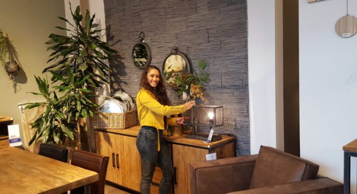 Styliste Michelle: ‘ik ben goed in afstylen, maar ook in behangen en schilderen’